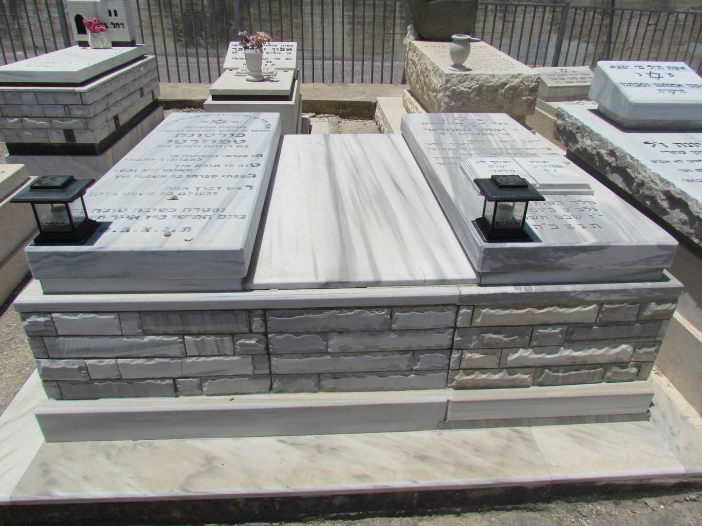 קברו של פורטונה טמוזרטי