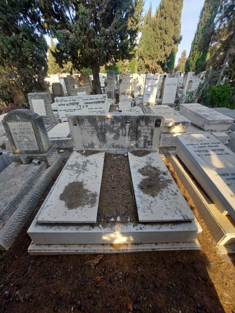 קברו של שמעון צוררי. תמונה 1