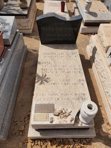 Marble headstone before cleaning